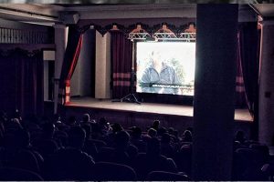 «کرار» در بعلبک به نمایش درآمد/ مادر شهیدی که تغییر مذهب
داد