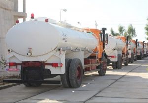 ارسال 64 تانکر آب‌رسانی به اصفهان و یزد در پی وقوع
سیل