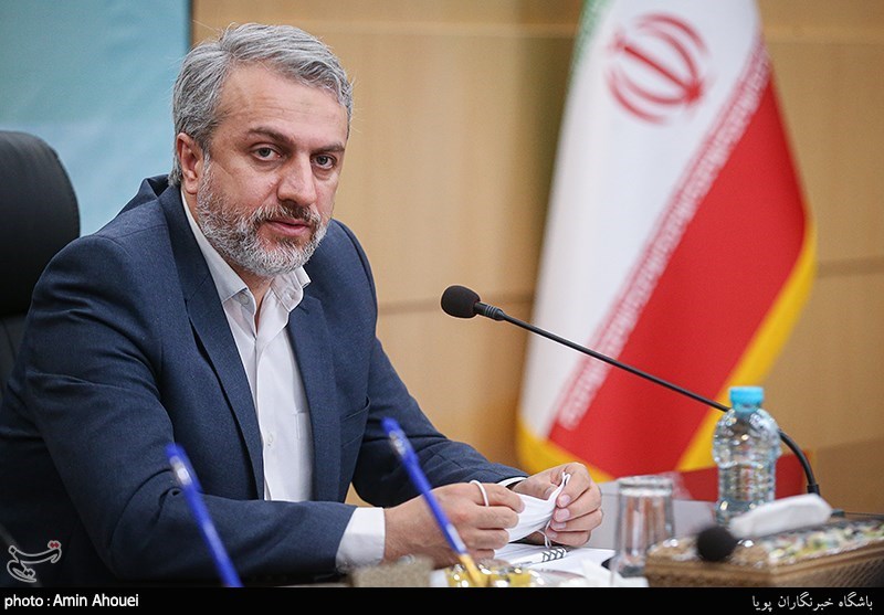 دلایل 3 گانه واردات خودرو/ فاطمی امین: بخشی از تخلفات فولاد
مبارکه، تخلف نبود