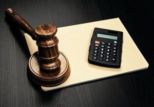 احصا فهرست مؤدیانِ مهمِ دارای ریسک بالا در سازمان مالیاتی/
اولتیماتوم 6 ماهه برای صدور برگ قطعی مالیات 1401
