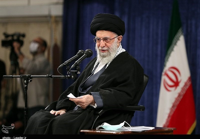 استفتاء از امام خامنه‌ای؛ حکم استفاده از مال شبهه‌ناک برای
اطعام عزاداری چیست؟