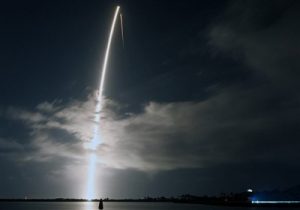 اسپیس‌ایکس "22 ماهواره استارلینک" را
همزمان به فضا پرتاب کرد