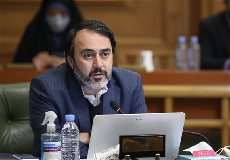 انتقاد رئیس کمیسیون محیط زیست شورای شهر تهران از قوانین بر زمین مانده در اجرای قانون هوای پاک
