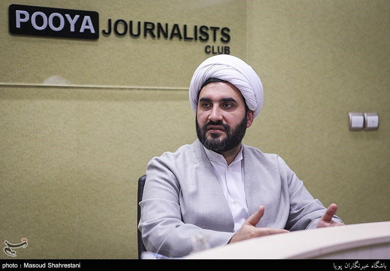انقلاب و جمهوریت؛ معمای دوگانگی ساختاری ایران