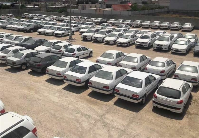 تعزیرات آماده دریافت گزارش‌های مستند درباره احتکار
خودروسازان