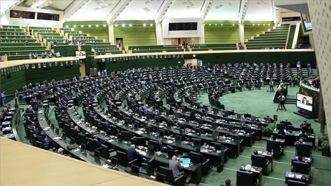 تقدیر ۲۳۱ نماینده مجلس از وزارت فرهنگ برای برگزاری موفق
جشنواره‌های فجر