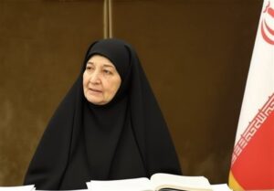 خانواده، محوریت زن و پاسخی به فرهنگ غربی تخریب‌گر