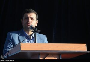 رائفی‌پور به کشور بازگشت