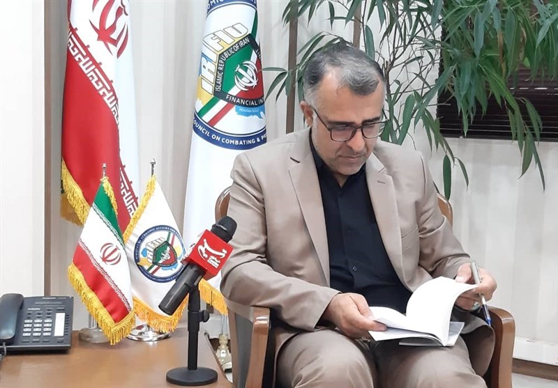 معاون وزیر اقتصاد: برای مبارزه با فساد مالی و پولشویی با کسی
تعارف نداریم