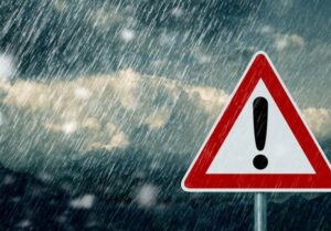هواشناسی ایران 1402/05/06؛ هشدار نارنجی هواشناسی برای جنوب و
جنوب شرق کشور