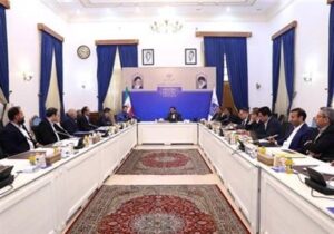 پروانه های یکپارچه شبکه و خدمات ارتباطی به 7 اپراتور اهدا
شد