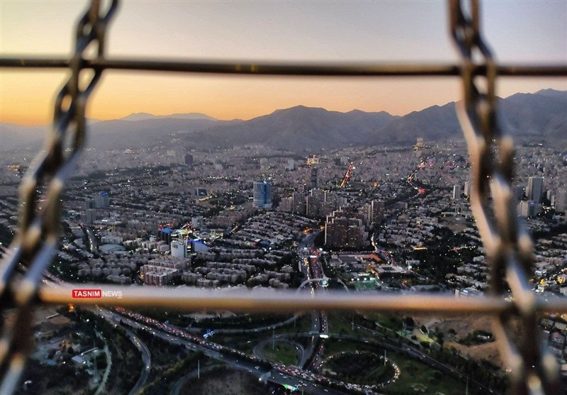 کاهش ۰.۲ درصدی تورم مسکن در آبان ۴۰۴/تورم تعمیر واحد مسکونی افزایش یافت